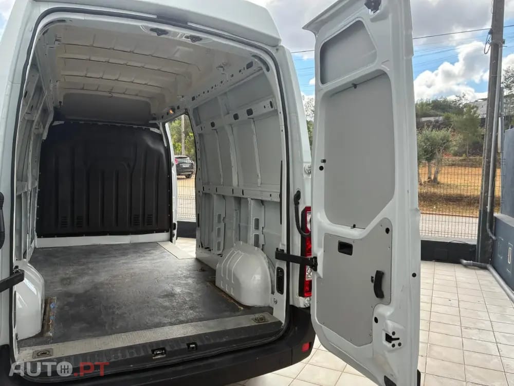 Renault Master 2.3 dCi L3H3 3.5T TP
