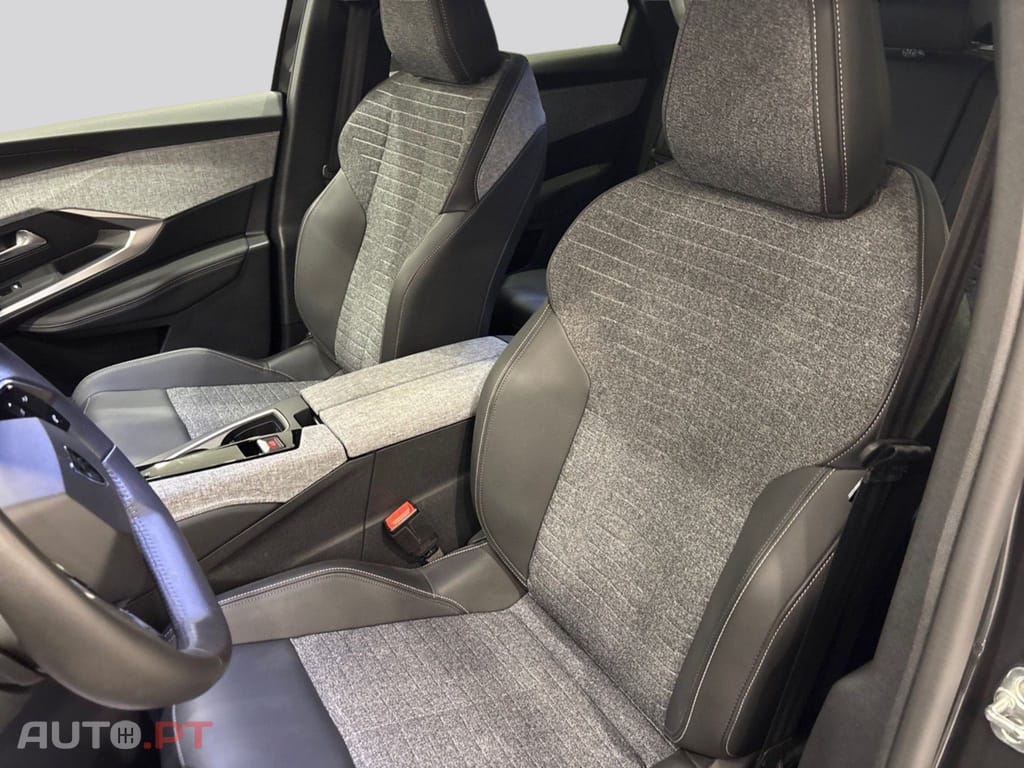 Peugeot 3008 Hybrid e-DCS6 Allure I.V.A DEDUTIVEL