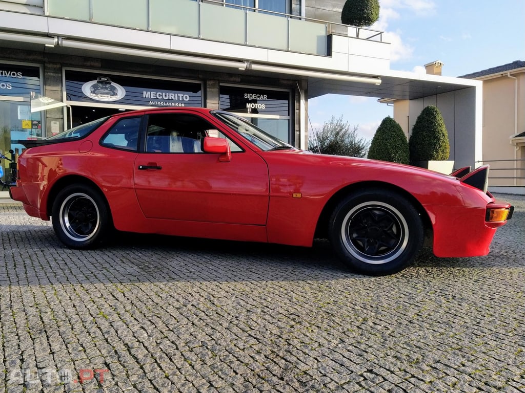 Porsche 944 Targa