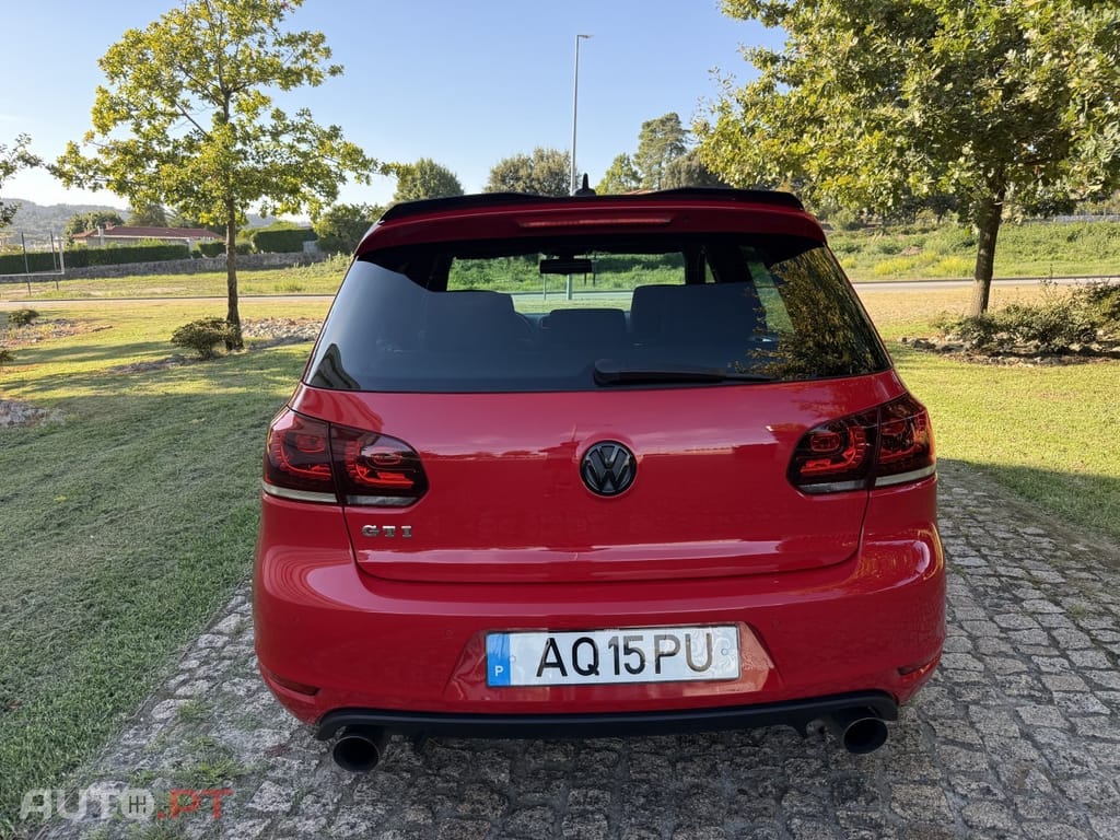 Volkswagen Golf 2.0 GTi