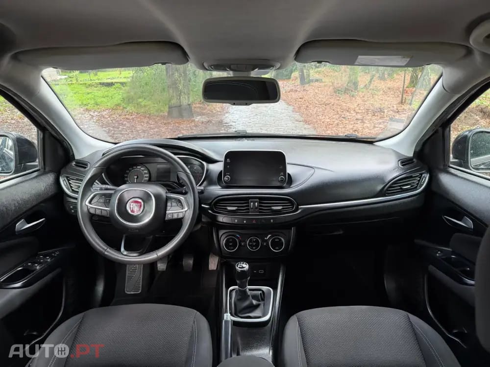 Fiat Tipo Outro