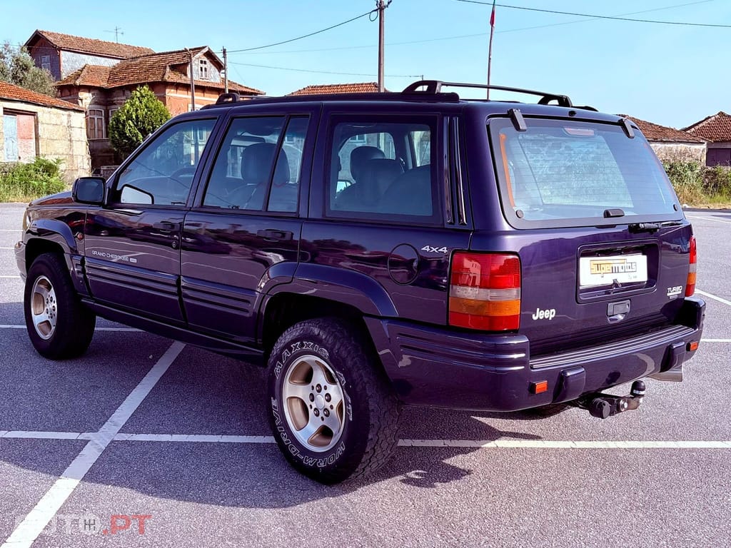 Jeep Grand Cherokee 2.5 TD Official