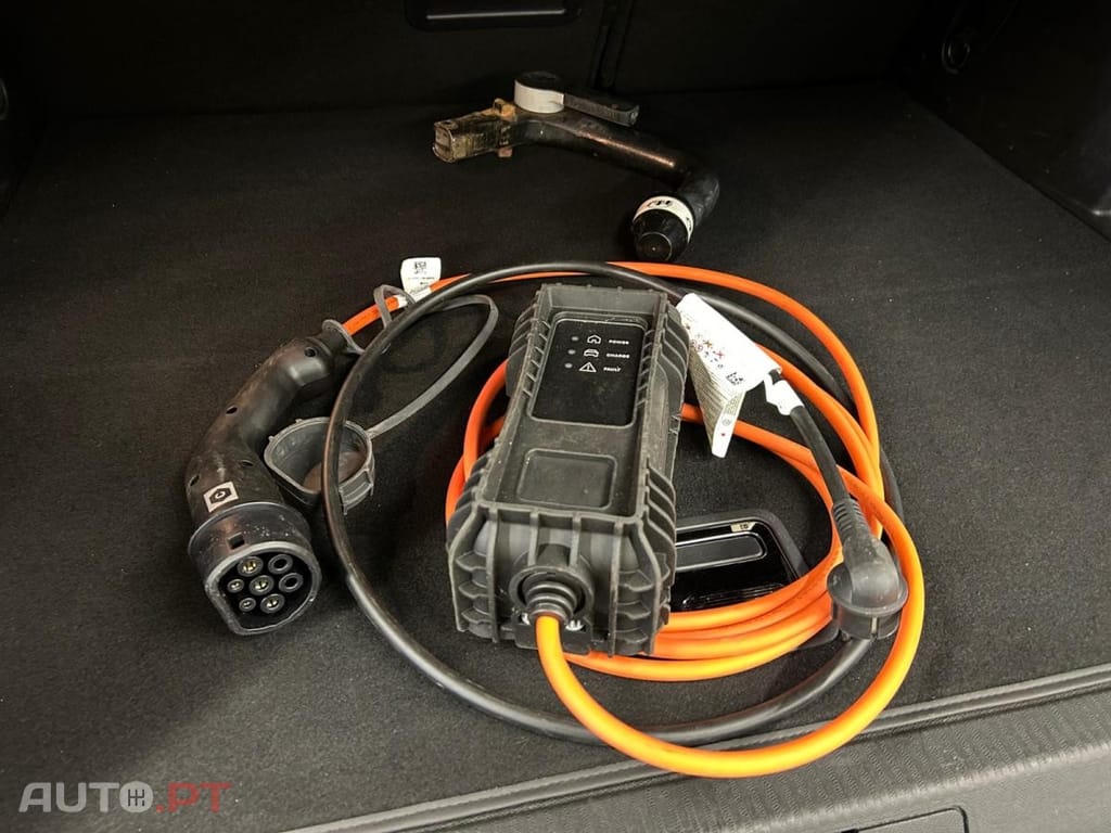 Peugeot 3008 1.6 Hybrid Allure Pack e-EAT8