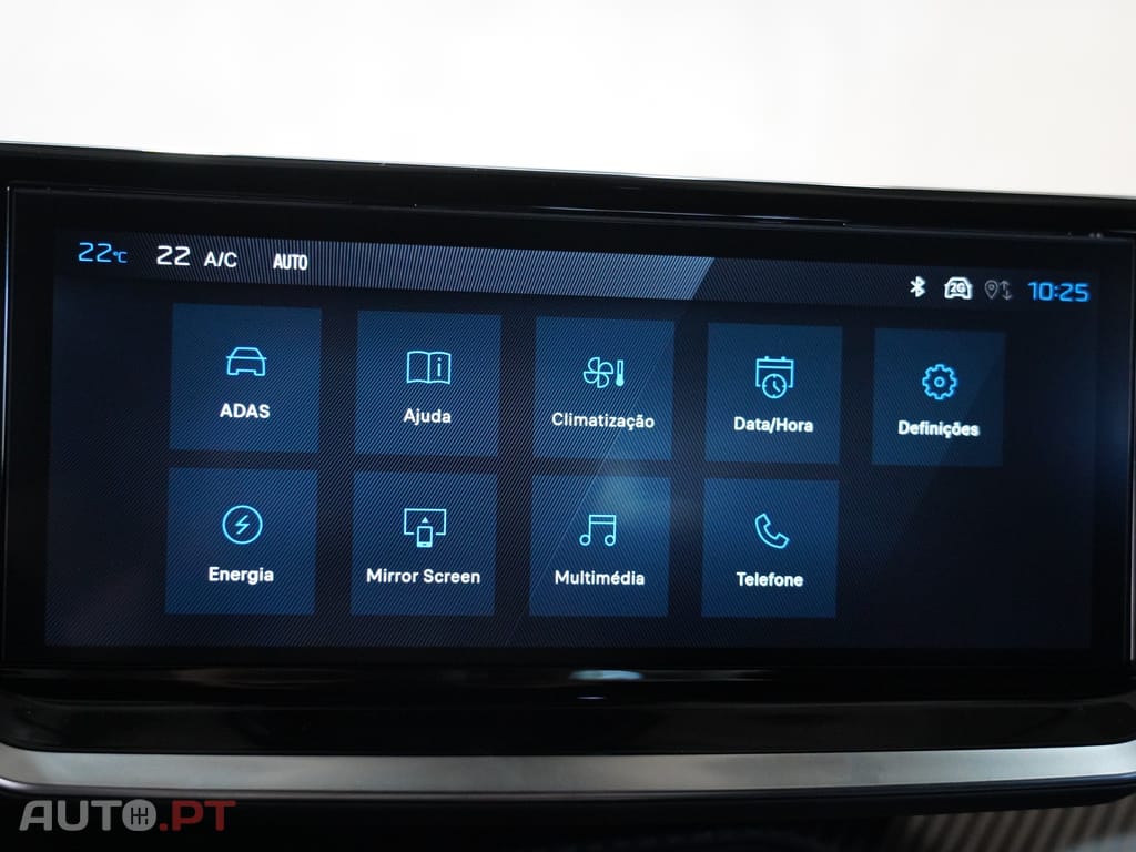 Peugeot E-2008 54 kWh GT