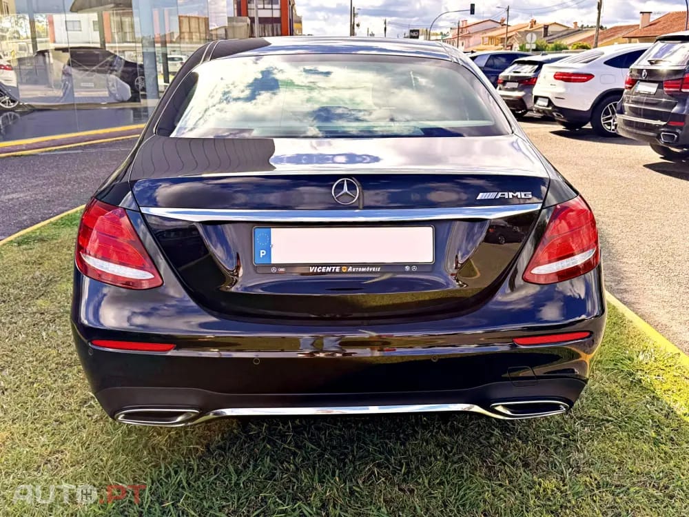 Mercedes-Benz E 220 d AMG Line