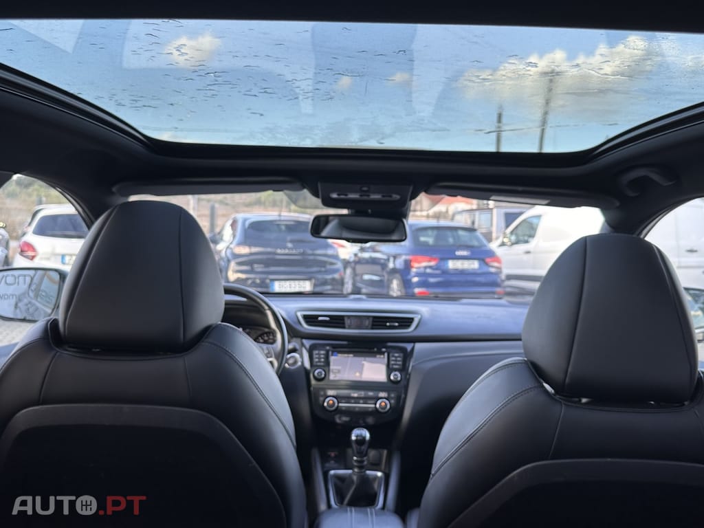 Nissan Qashqai 1.2 DIG-T Tekna Premium Bose