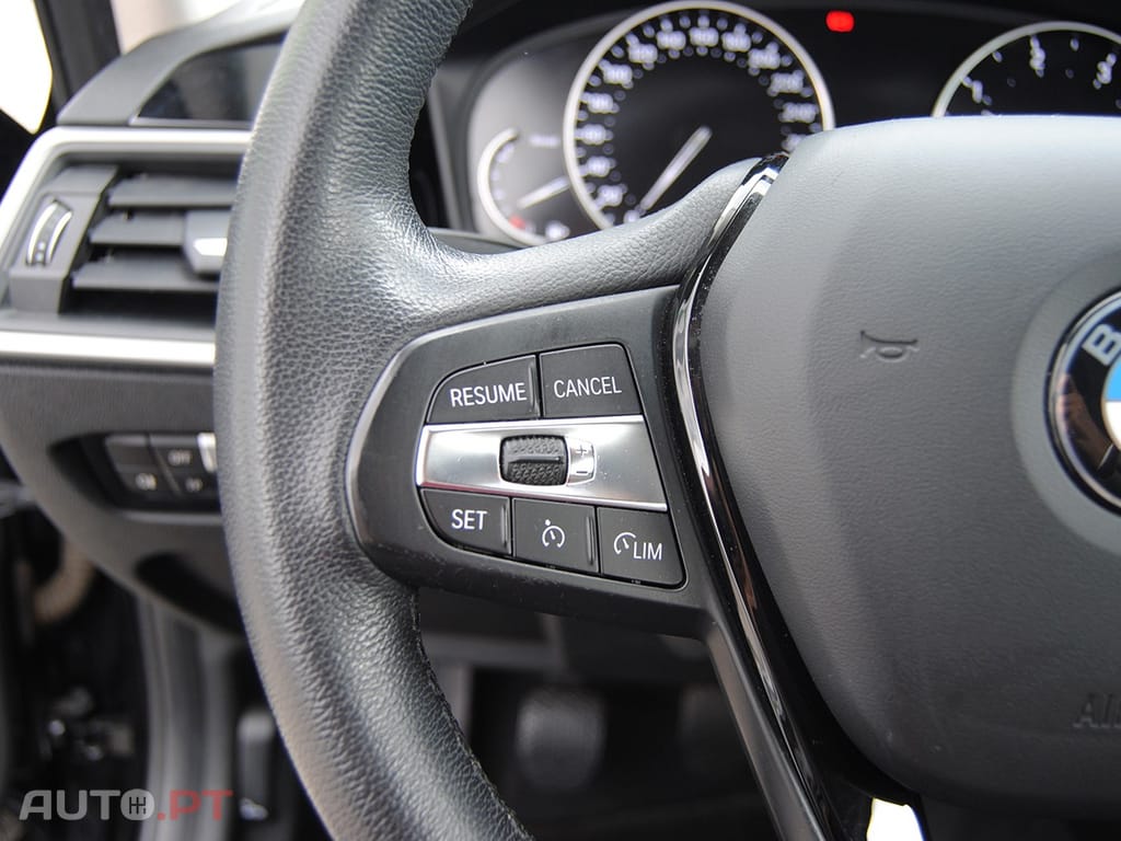 BMW 318 d Touring Advantage