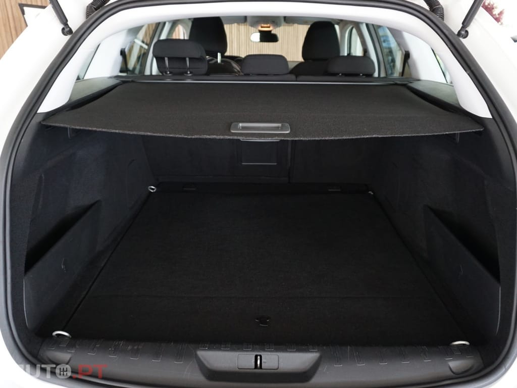 Peugeot 308 SW 1.6 BlueHDi Style