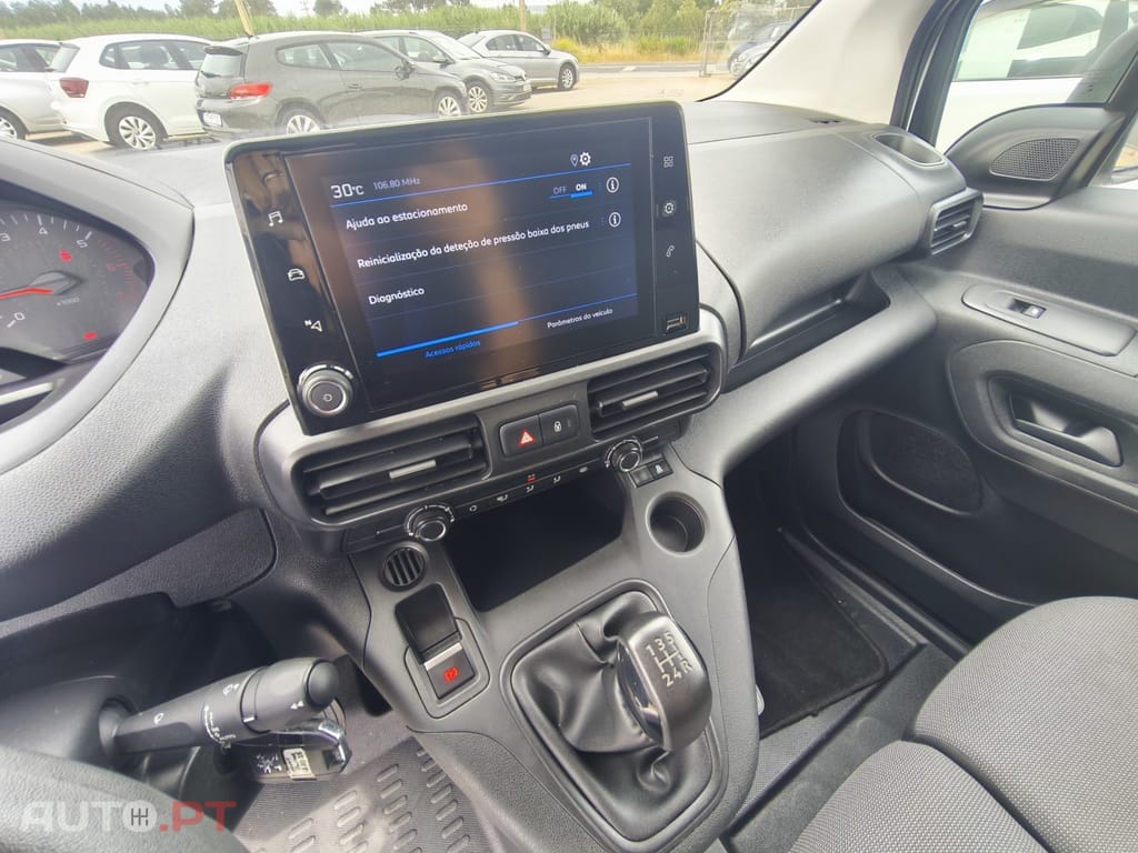 Peugeot Partner 1.6 BlueHDi L1 Premium 3L