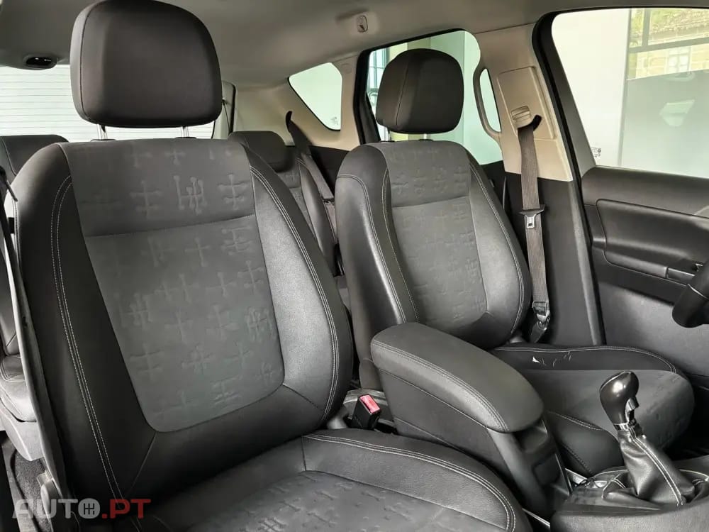 Opel Meriva 1.3 CDTi Design Edition S/S J16
