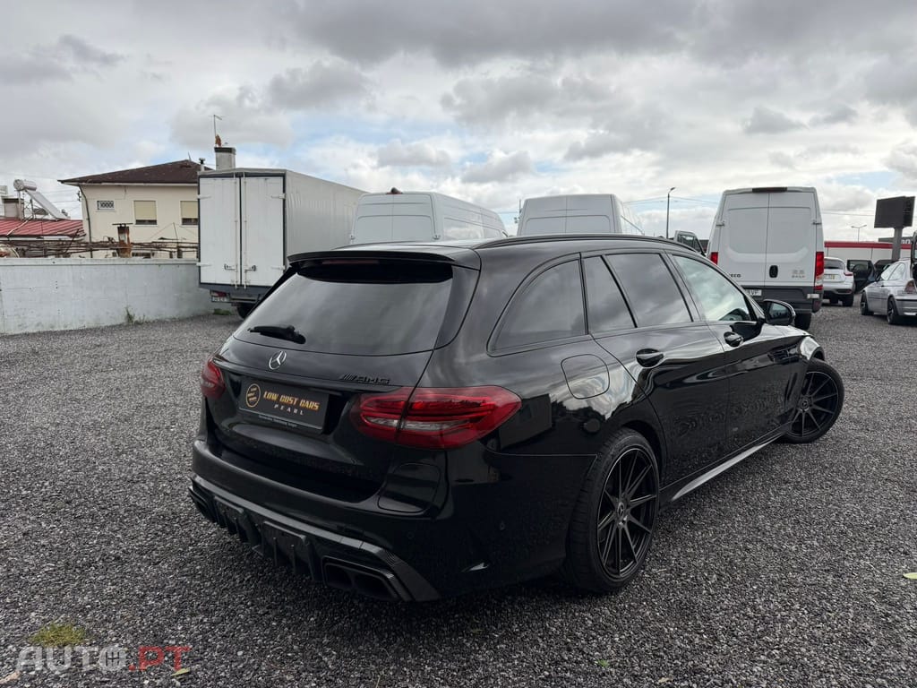 Mercedes-Benz C 300 de AMG Line