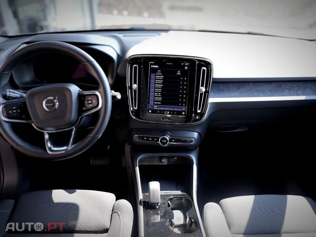 Volvo XC40 Recharge Core
