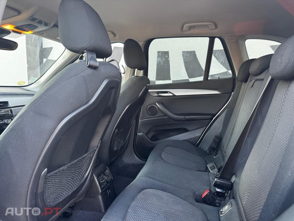 BMW X1 16 d sDrive Auto