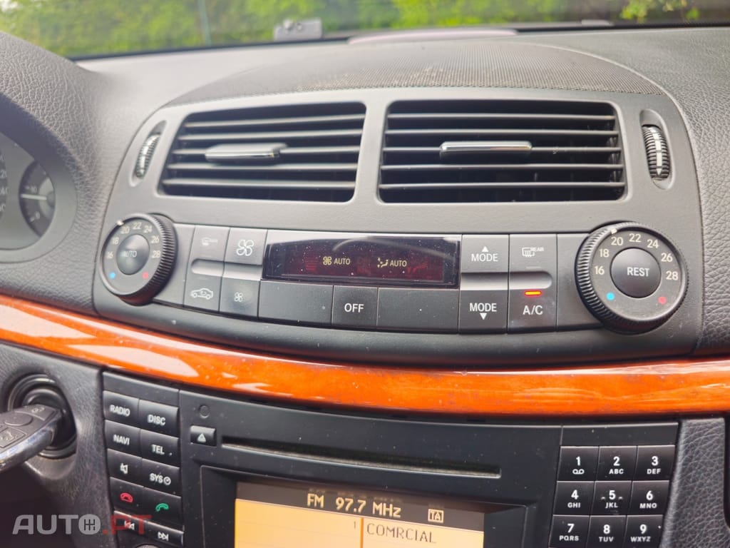 Mercedes-Benz E 200 T CDI Auto Classic