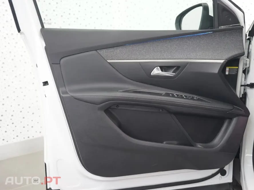Peugeot 3008 1.2 PureTech Allure Pack EAT8