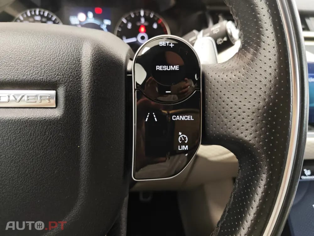 Land Rover Velar 2.0 D R-Dynamic