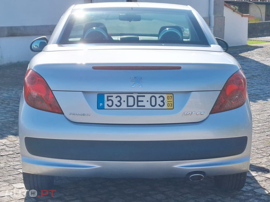 Peugeot 207 CC 1.6 HDI