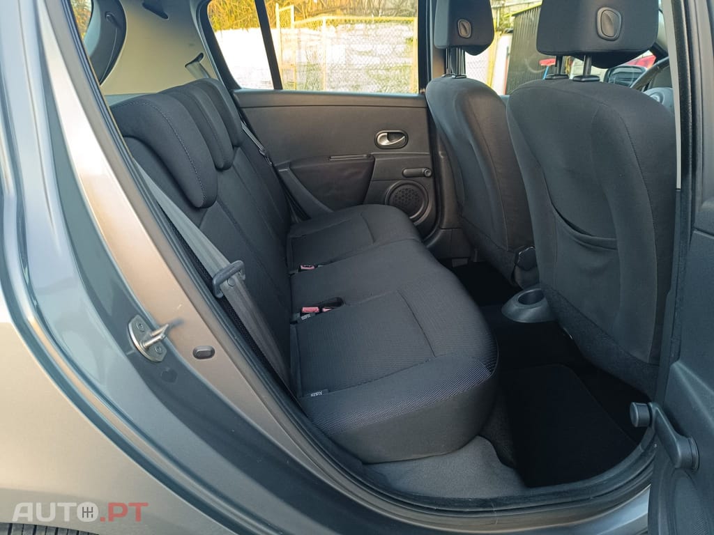 Renault Clio 1.2 16V Dynamique S