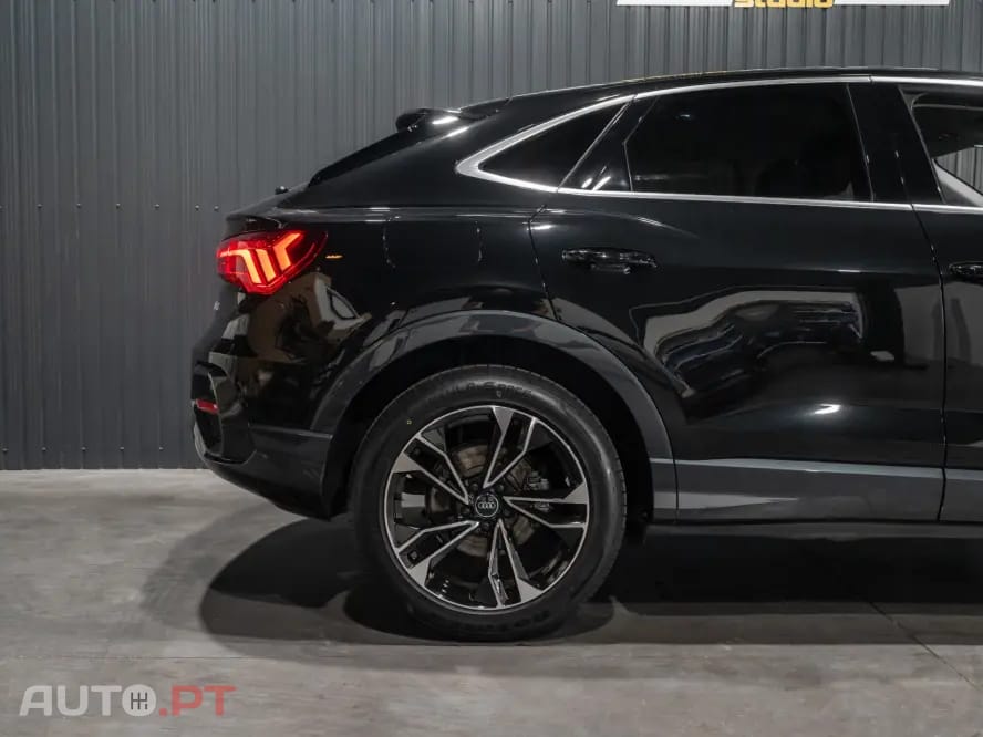 Audi Q3 35 TFSI S line S tronic