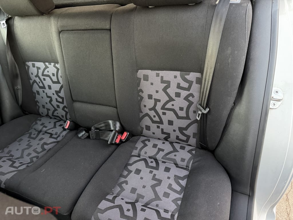 Volkswagen Golf 1.4 FSi Confortline