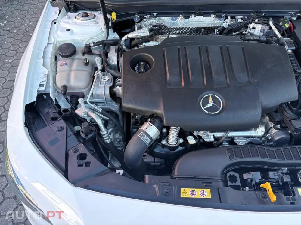 Mercedes-Benz CLA 200 d Shooting Brake AMG Line Aut.