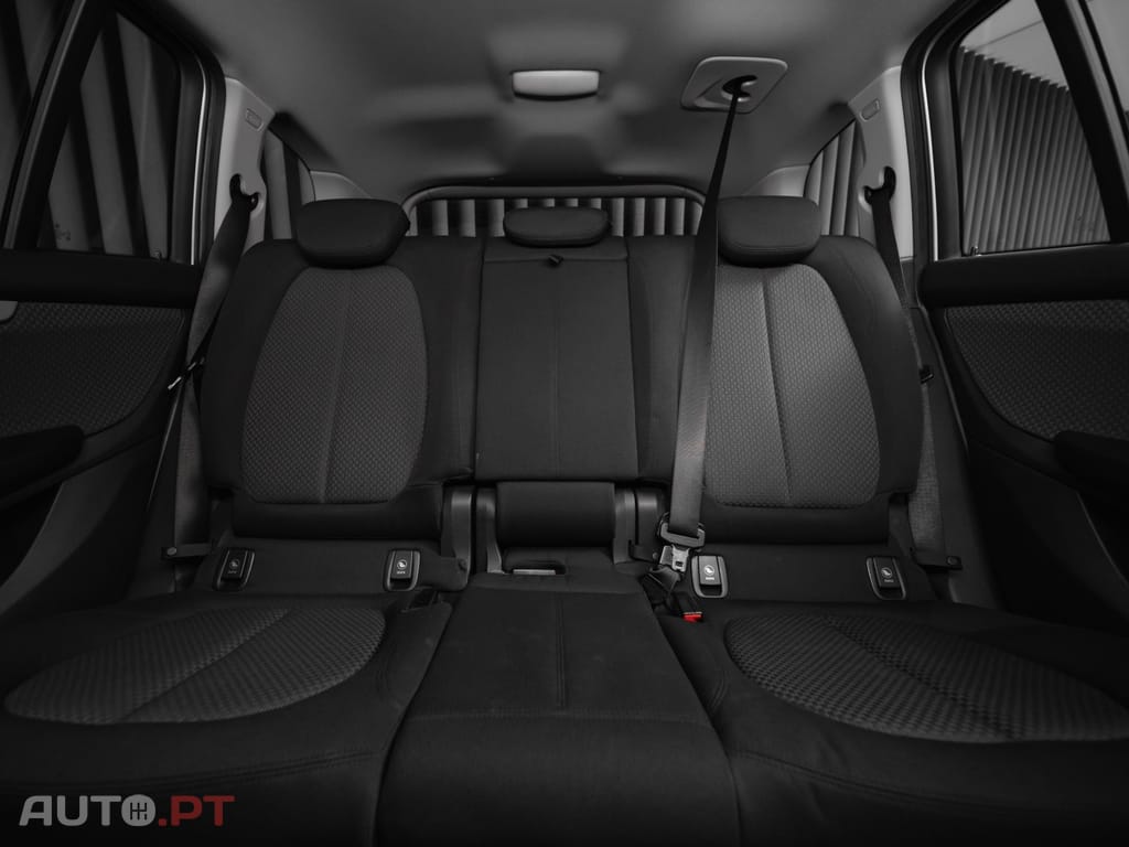 BMW 216 d Advantage