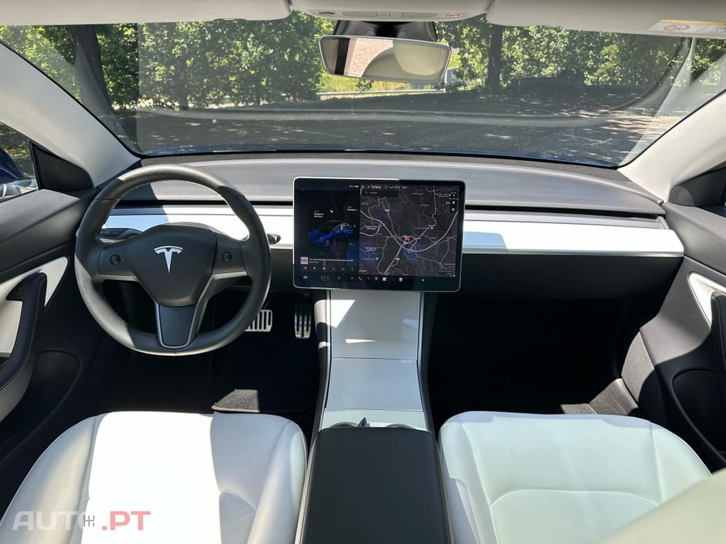 Tesla Model 3 Long-Range Dual Motor AWD