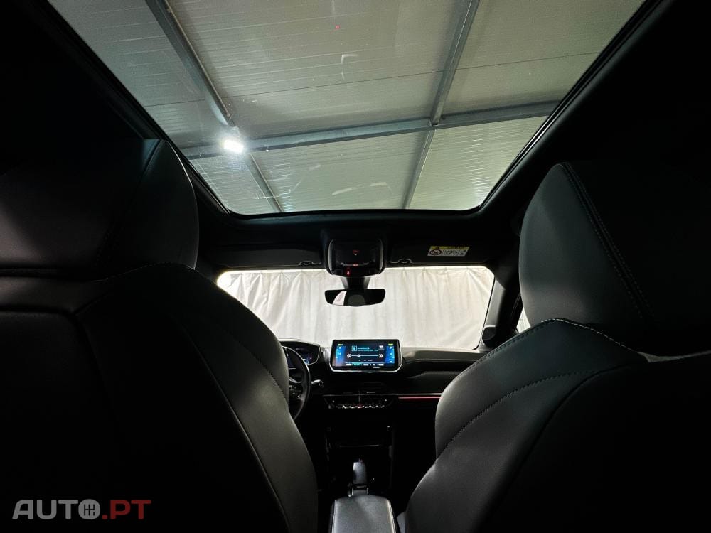 Peugeot E-208 50 kWh GT Pack