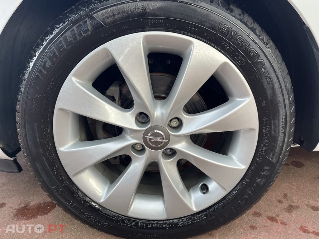 Opel Corsa 1.2 Enjoy