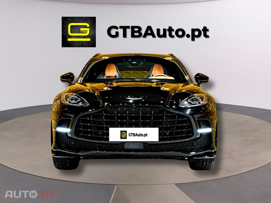 Aston Martin DBX 707