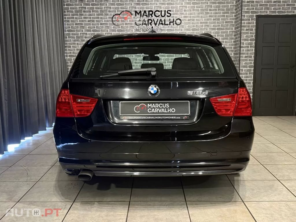 BMW 318 d Touring Navigation Sport