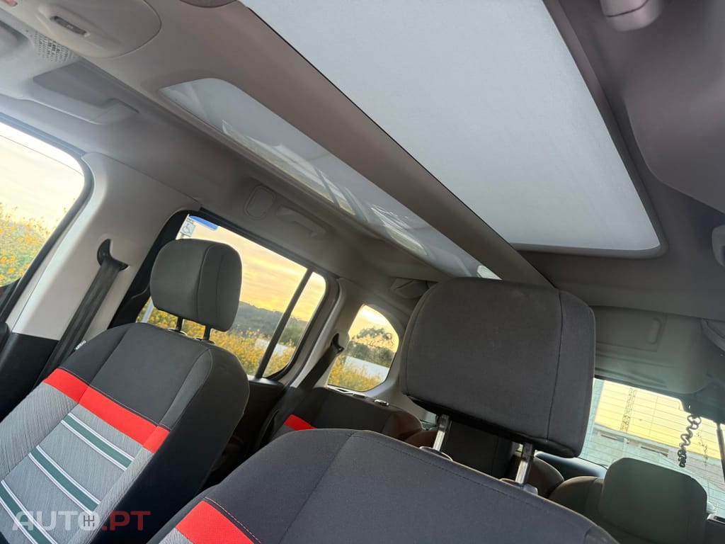 Citroen Berlingo 1.2 PureTech M Shine Pack EAT8