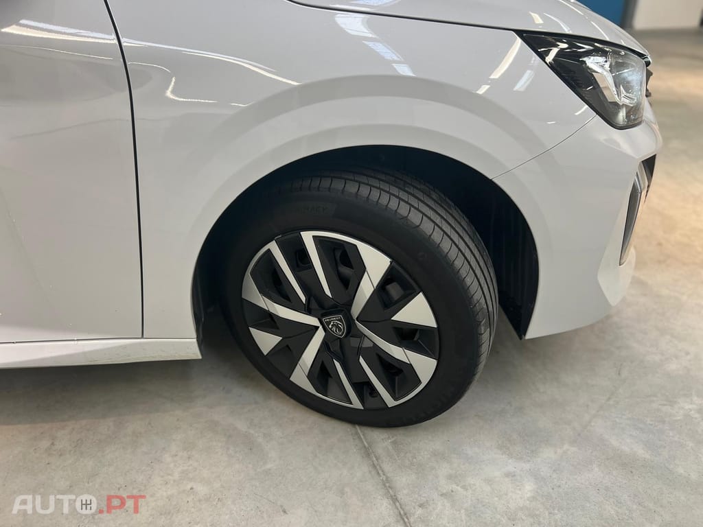 Peugeot E-208 50 kWh Style