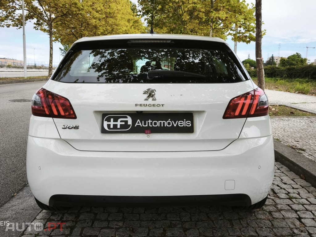 Peugeot 308 1.5 BlueHDi Style