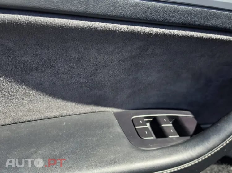 Tesla Model Y Long Range Tração Traseira Premium