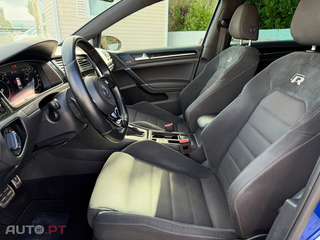 Volkswagen Golf R 4Motion (BlueMotion ) DSG