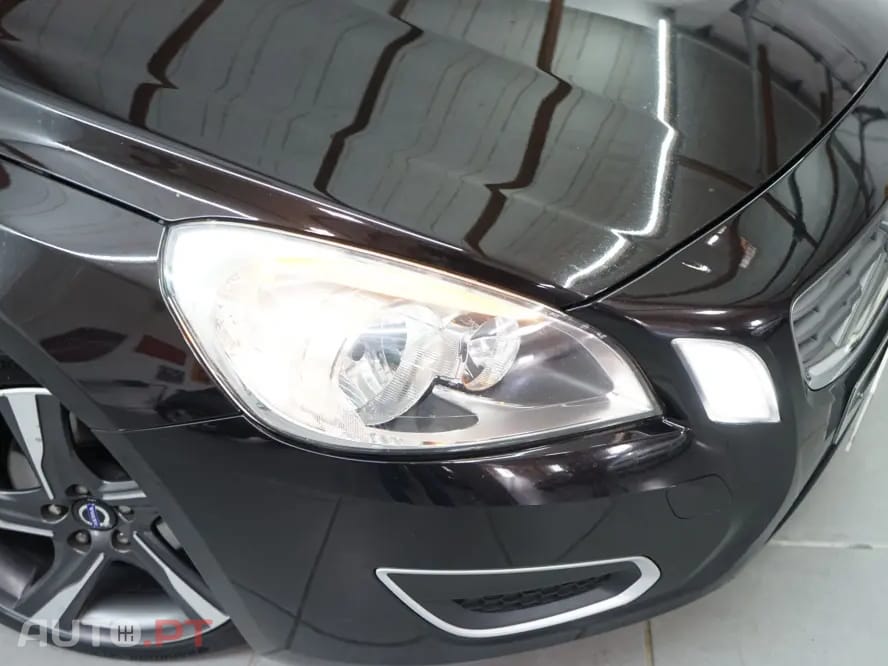 Volvo V60 1.6 D2 Momentum Eco