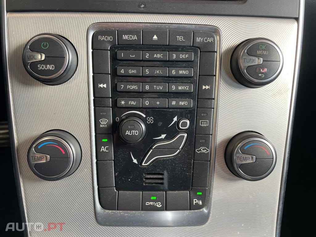 Volvo V60 2.0 D3 R-Design Start/Stop