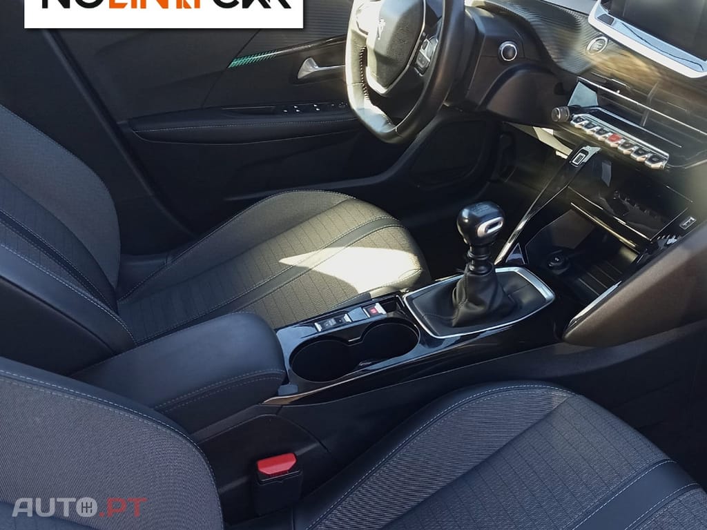 Peugeot 208 Puretech Allure