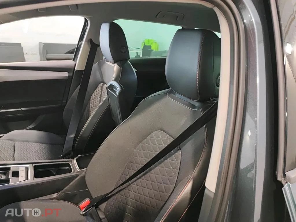 Seat Leon 2.0 TDI FR DSG