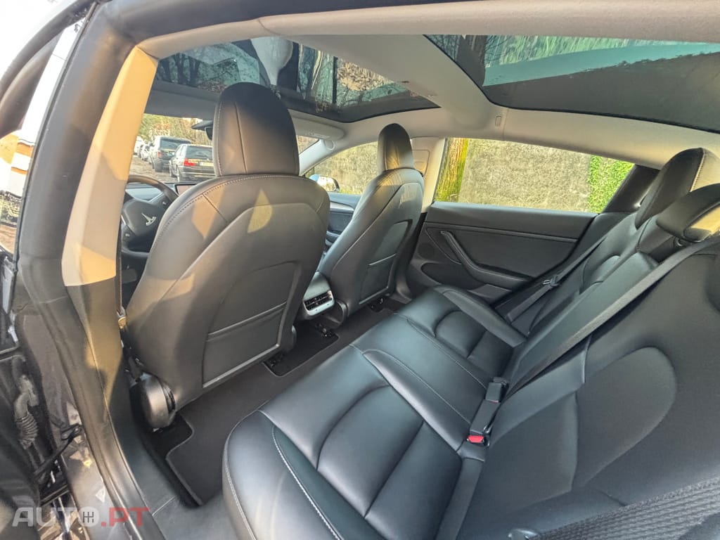 Tesla Model 3 Long Range Tração Traseira