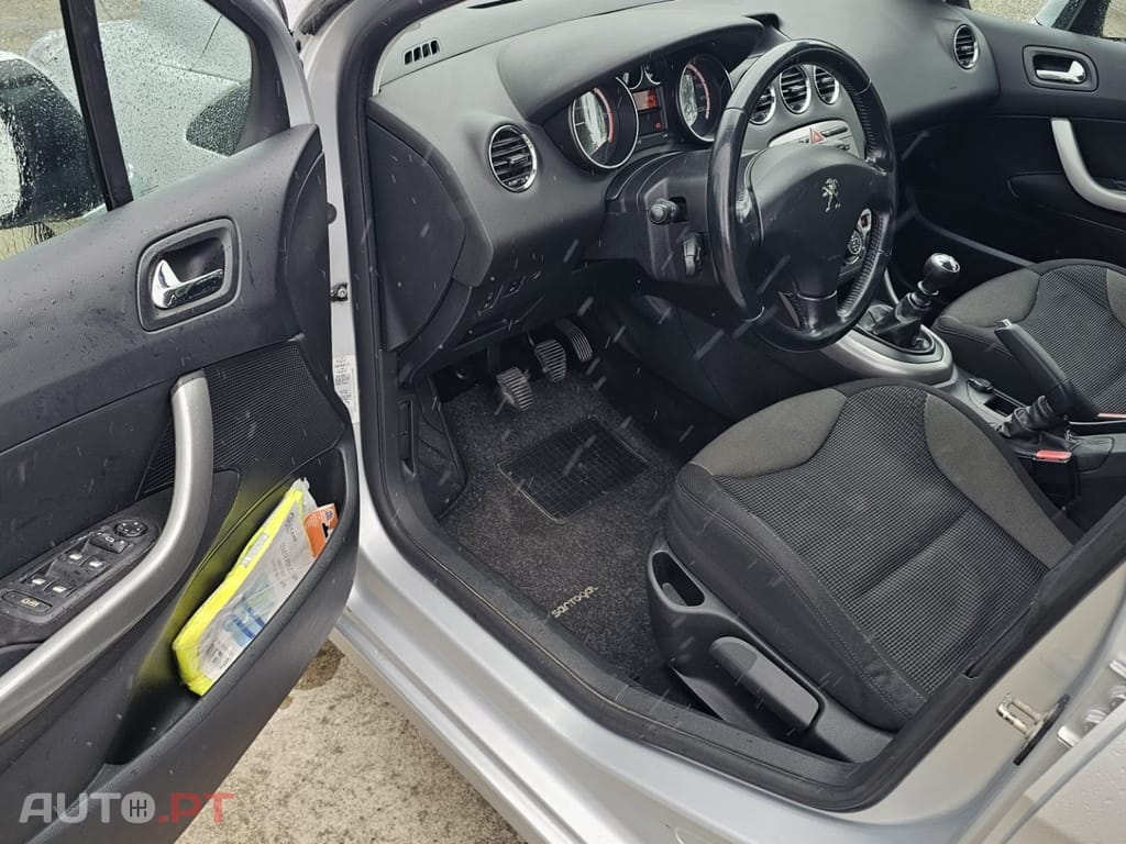 Peugeot 308 1.6 e-HDi Access CVM6