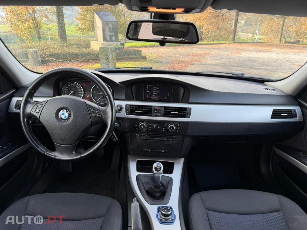 BMW 318 d Touring Line Sport