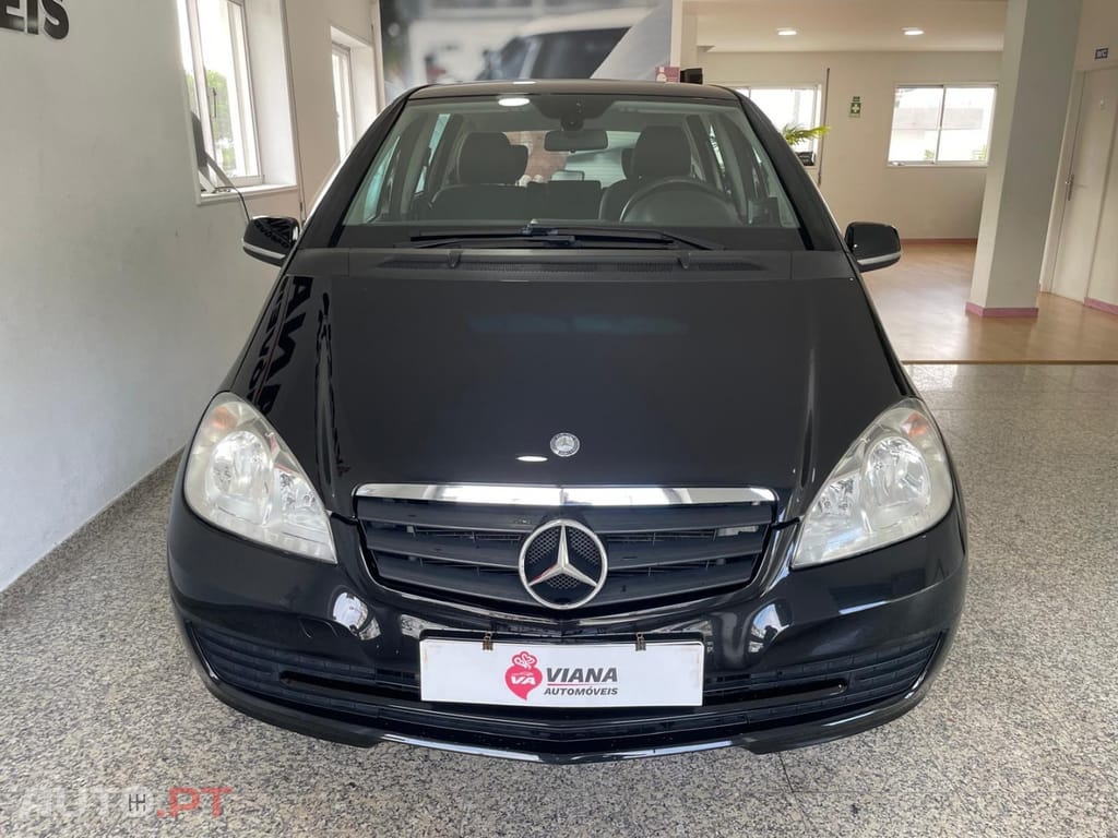 Mercedes-Benz A 160 Elegance BlueEfficiency — fotografia 5