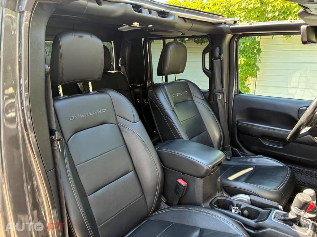 Jeep Gladiator 3.0 CRD Overland AT8