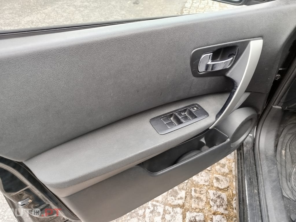 Nissan Qashqai +2 1.6