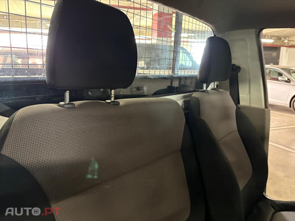 Mitsubishi L200 2.5 DI-D CS Inform AC CC Low Rider 2WD