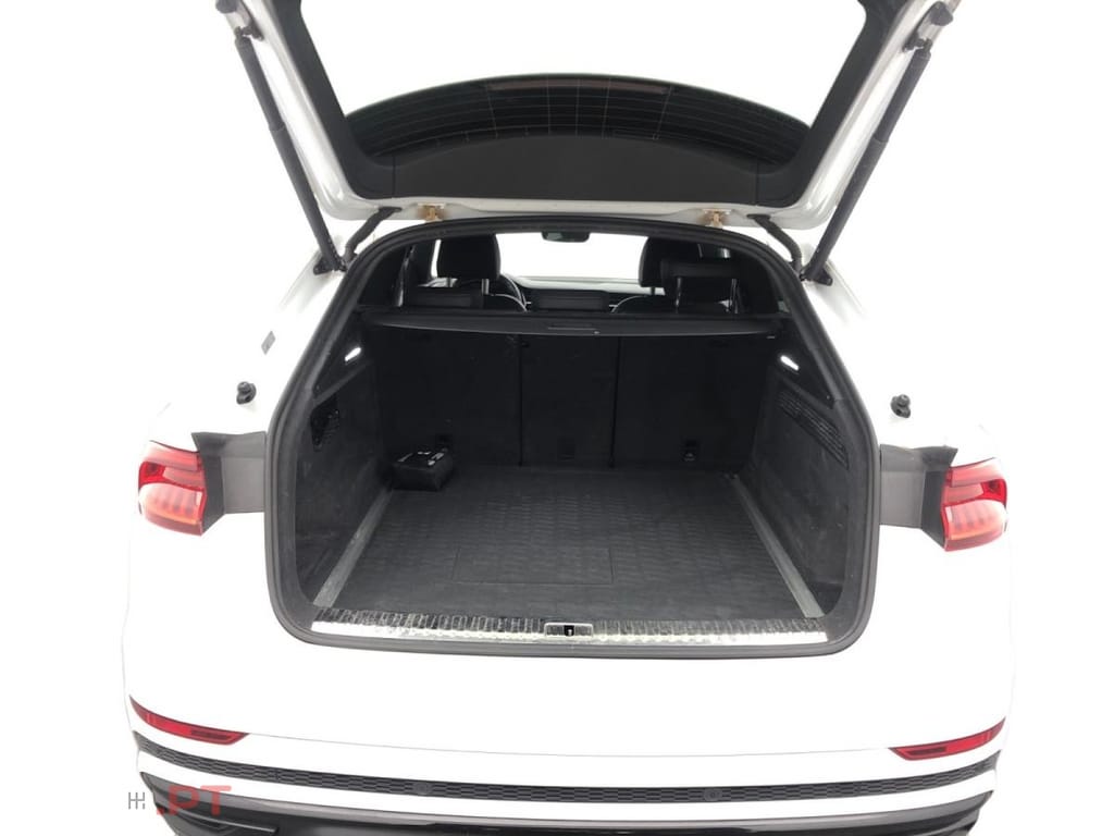 Audi Q8 60 TFSIe quattro Tiptronic Compétition