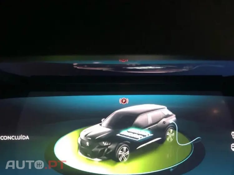 Peugeot E-2008 GT+