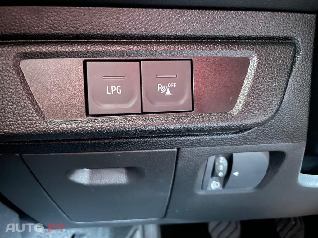 Dacia Sandero 1.0 ECO-G Essential Bi-Fuel